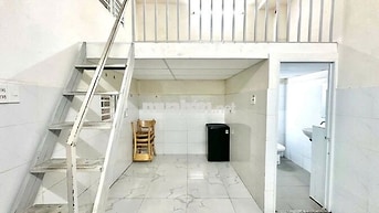 phòng gác qua trường UFM 2p đi xe gần chợ, ở được 3 người 3 xe