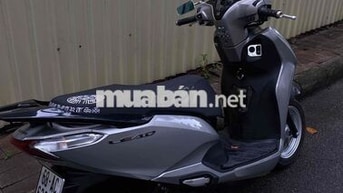 Honda Lead 125cc màu Bạc