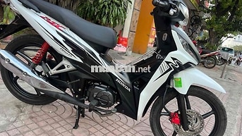Honda Wave RSX FI Trắng đen