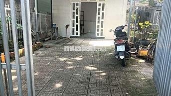 Nhà trệt gác 3 phòng ngủ sân ô tô