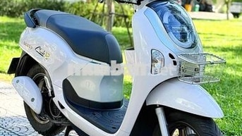 Honda Scoopy màu Trắng
