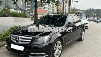 MERCEDES-BENZ C200 ĐEN TỰ ĐỘNG