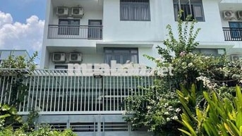 Cần cho thuê 8 phòng trọ KDC intresco 13 E