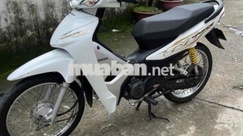 Honda Wave Alpha 2022 màu trắng