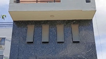 Cần bán nhà chợ đầu mối Bình Điền