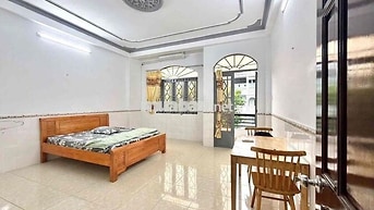 Phòng Ban Công Rộng Thoáng 30m2 - Full NT tại Tân Tạo, Bình Tân.