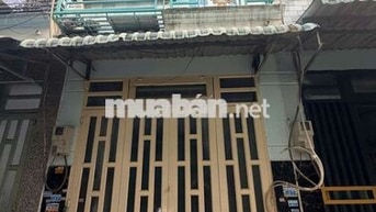 Nhà 1 lầu 3×10 , có 2pn 2wc gần chợ HT13, Q12