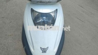 SYM Attila màu trắng