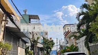 Bán nhà 4 Tầng. 4x17m. Ngay Tên Lửa Aeon Bình Tân. Hẻm 6m. Nhỉnh 5Tỷ