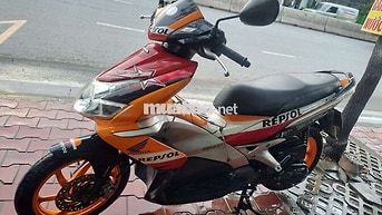 HONDA AIR BLADE 210 CAM ĐỎ ĐEN BẠC