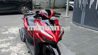 Honda Vario 125 màu đỏ candy