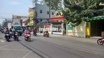 CHỈ 120TR /M NỞ HẬU 6M CÁCH HXH VÀI BƯỚC,XE HƠ ĐẬU ĐỔ NGÀY ĐÊM NGAY BT