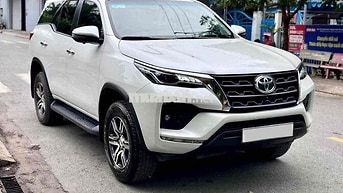 Toyota Fortuner 2021 Số tự động máy dầu