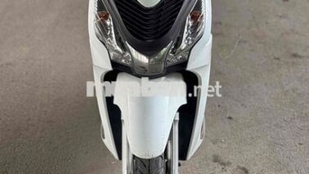 Honda Vision màu trắng
