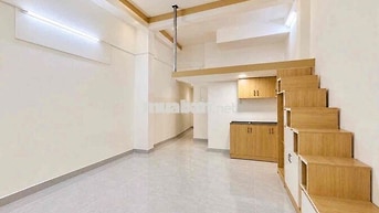 KHAI TRƯƠNG PHÒNG GÁC DUPLEX BAN CÔNG / CỬA SỔ – GẦN UEH