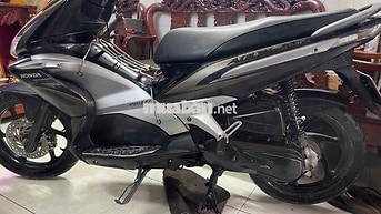 HONDA AIR BLADE 2011 ĐEN BẠC FI