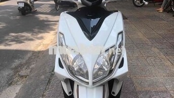 Yamaha Luvias 2016 màu Trắng Bạc