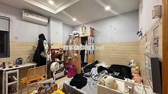 Trống lại studio cửa sổ full nội thất ngay trung tâm Quận 7