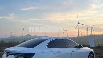 VinFast Lux A2.0 2022 Plus 73000 km Trắng