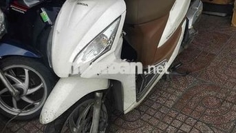Honda Vision 2013 màu trắng