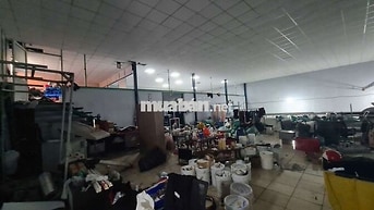 cần cho thuê kho xưởng  gần QL 1A .DT 900m có gác lửng giá 60 triệu TL