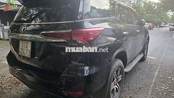 Toyota Fortuner 2017 272000 km Đen