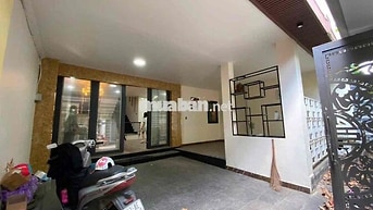 Cần Cho Thuê Nhà 6PN. 6toilet. sân đậu oto