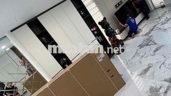 Cho thuê biệt thự Nhà Bè, nội thất sang trọng, nhà cực đẹp
