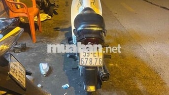 Honda Super Dream Đen trắng