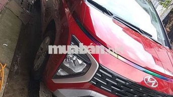 Hyundai Stargazer 7 chỗ tự động đỏ
