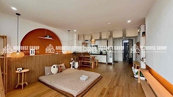 Cho thuê studio 35m2 , ban công lớn ngay bờ kè Trường Sa