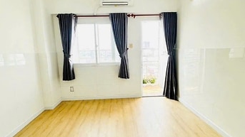 Chung cư Nguyễn Kim, Nhật Tảo, Q10: 1p ngủ, 8triệu, nhà trống