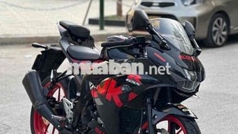 Suzuki GSX 150R 2020 màu đen đỏ