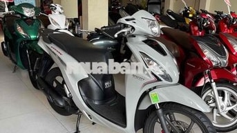 vison 2023 . bánh lớn. lướt 3k km . zin nguyen bản