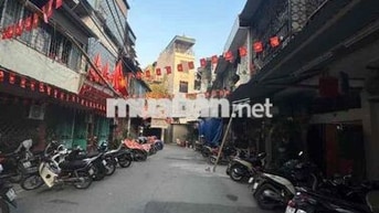 cho thuê nhà nguyên căn phố Lò Đúc 40m2 x3T giá 11 triệu/1th LD