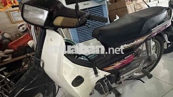 Honda Dream Thái Lan màu đen
