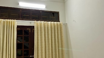 Chính chủ cho thuê nhà ngõ 4 Phố Phương Mai, quận Đống Đa