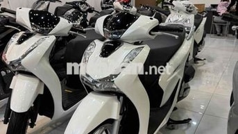 Honda SH 125i 2025 màu trắng