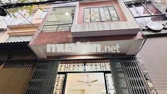 CHO THUÊ NHÀ NGUYÊN CĂN 4PN- HXH - ĐIỆN BIÊN PHỦ QUẬN 3