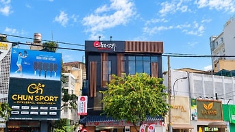 GÓC 2MT - CMT8, P.BẾN THÀNH, Q.1 - DT: 8.2m x 17m (129m2) - GIÁ: 81 TỶ