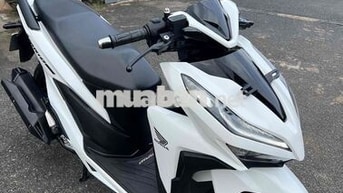Honda Vario 150 màu trắng