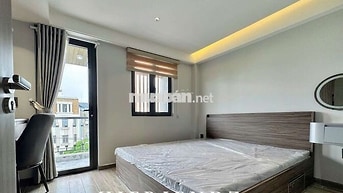 CĂN HỘ 1PN MỚI 100%, THANG MÁY, BAN CÔNG, NGAY TRUNG TÂM Q8