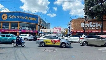 Kẹt thanh lý gấp 110m  ngang 6m Mặt tiền Quang Trung Ngã 4 CoopMart