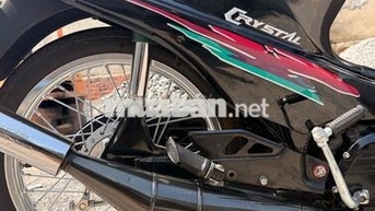 Suzuki Crystal màu đen