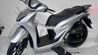 Honda SH 150 2021 màu bạc