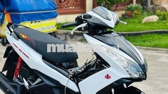 Honda Air Blade 125cc Trắng đen