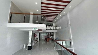 Cho thuê Vp/MBKD MẶT TIỀN Kha Vạn Cân,p.Linh Đông 700m2 Giá 60tr TL