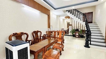 Cho thuê nhà Hoà Xuân 12tr full đầy đủ nội thất, nhà mới