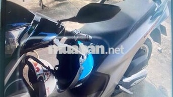 Honda Vision màu bạc