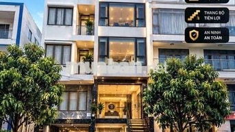 TÒA NHÀ NGUYÊN CĂN VITRI ĐẸP PHÙ HỢP VP . HẦM 3TẦNG TRỐNG SUỐT 